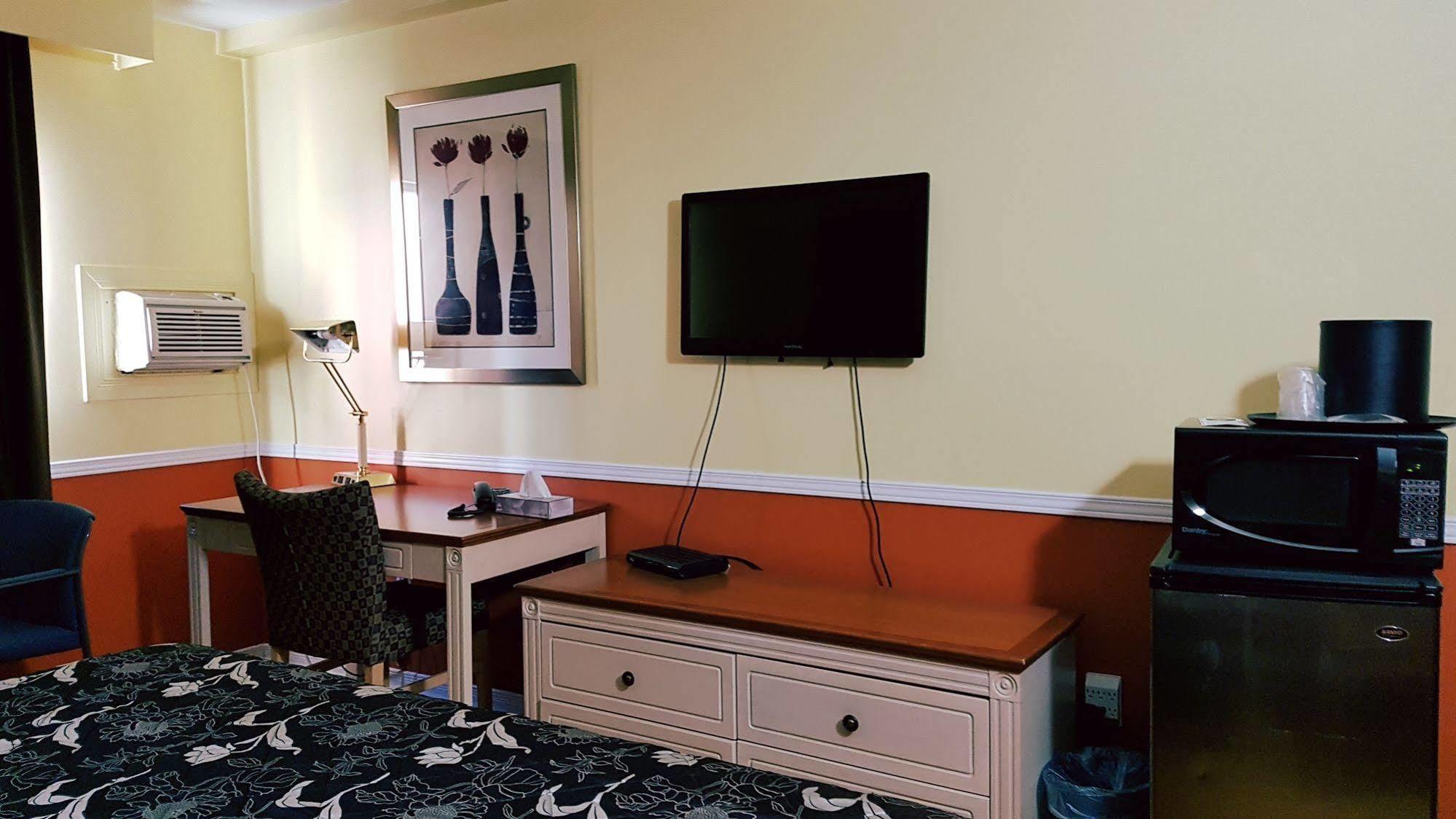 Budget Inn 2000 ハミルトン エクステリア 写真